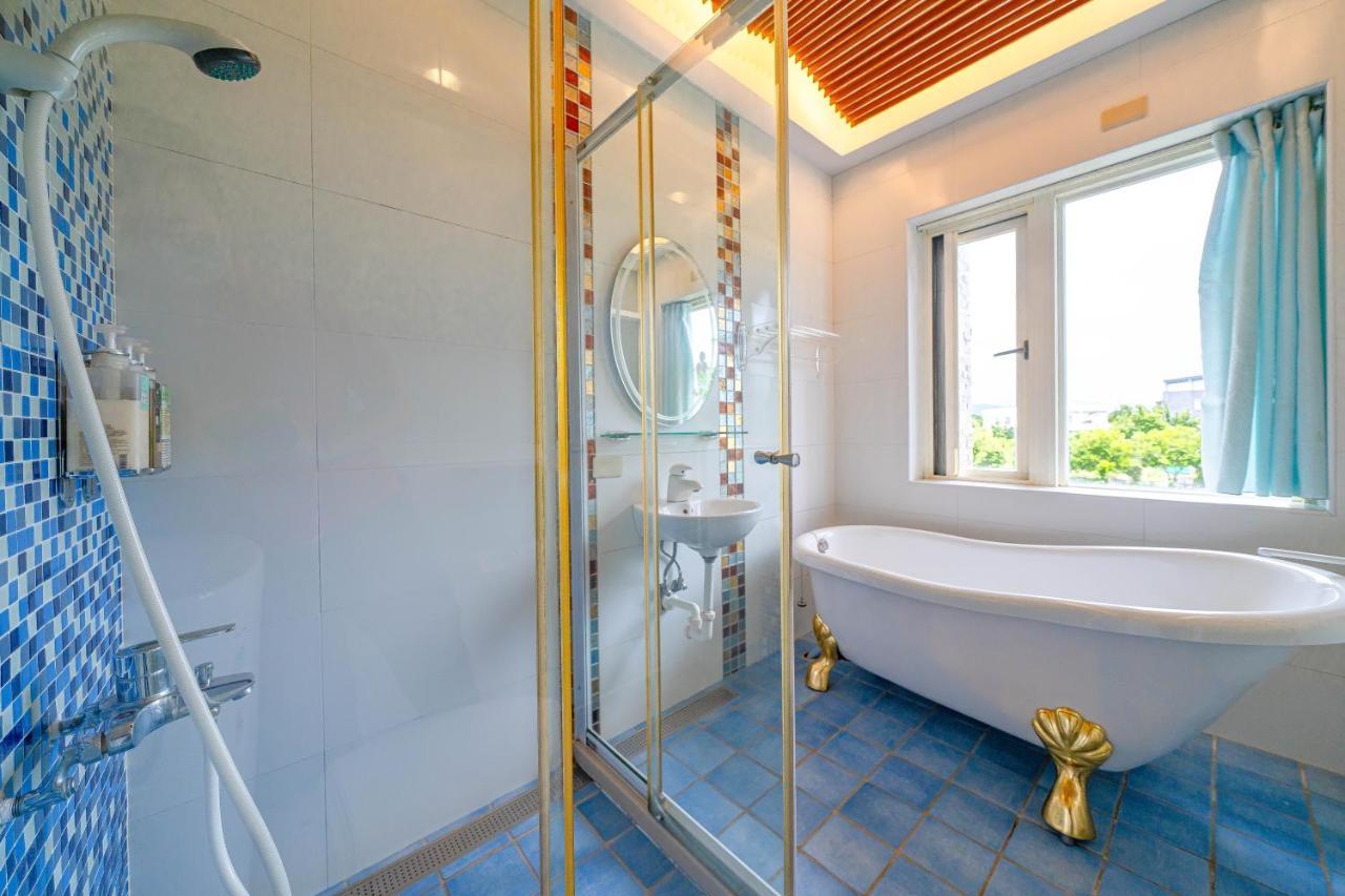 Rainbow Garden B&B Dongshan  Exterior photo